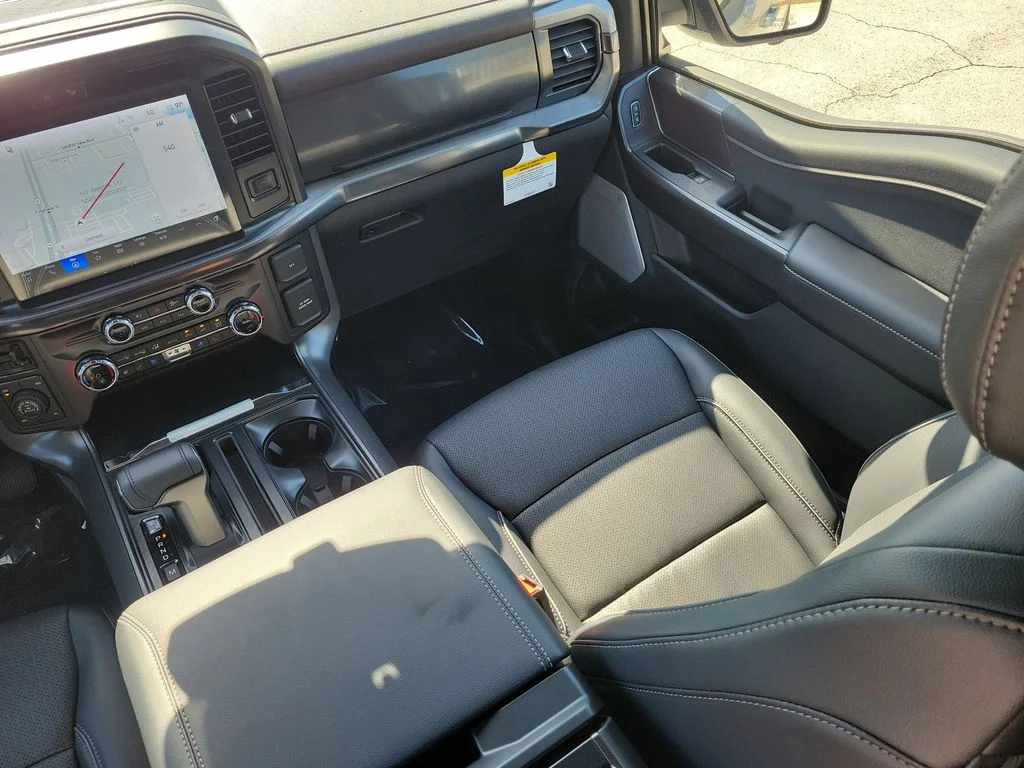 New 2026 Iconic Silver Metallic Ford Lariat® image 12