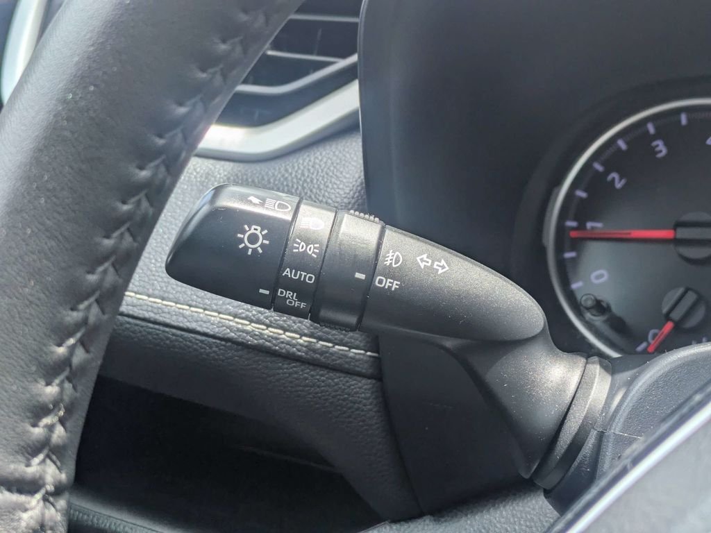 Used 2021 Gray Toyota XLE Premium image 28