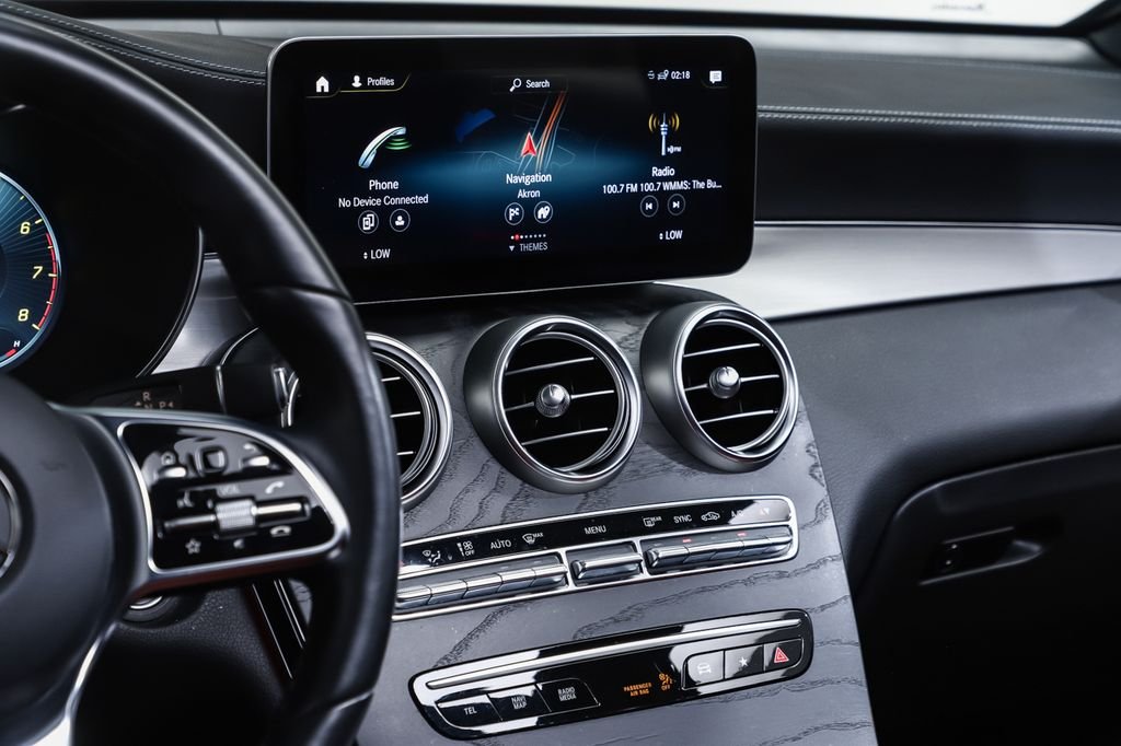 Certified Used 2023  Mercedes-Benz GLC 300 Coupe image 14