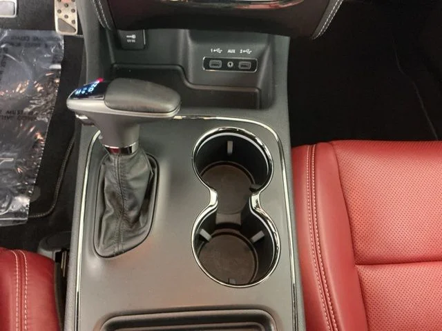 Used 2020  Dodge SRT image 19