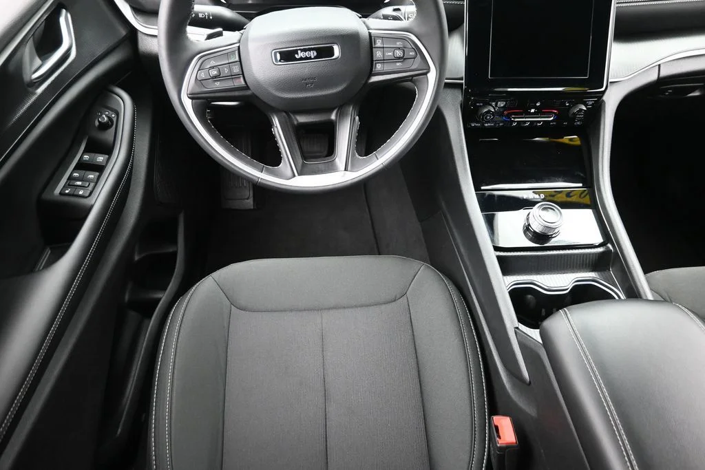 Certified Used 2025 Gray Jeep Laredo image 15