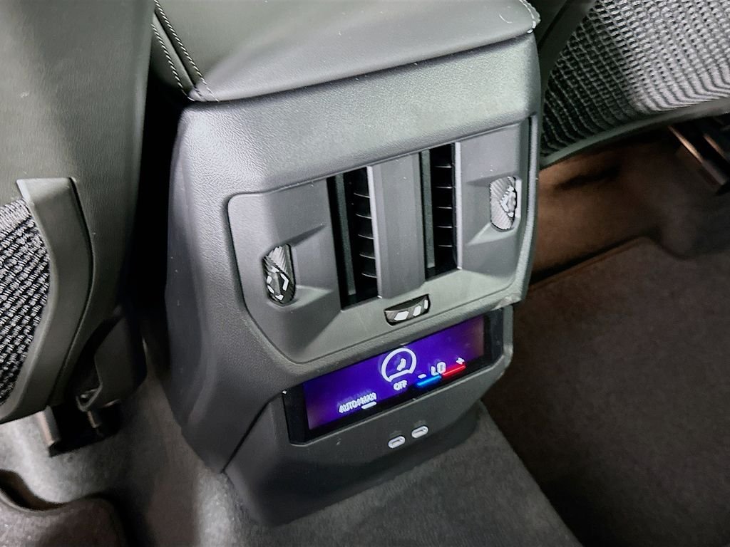 Used 2025 Dune Grey Metallic BMW 30 xDrive image 18