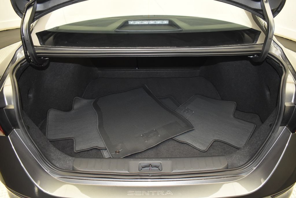 2025 Nissan Sentra SV - Photo 34