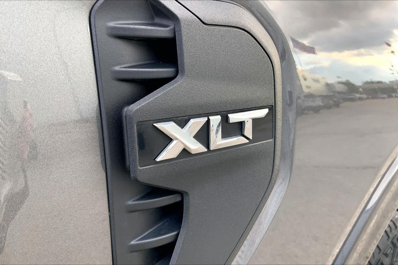 Used 2024 Carbonized Gray Ford XLT image 10