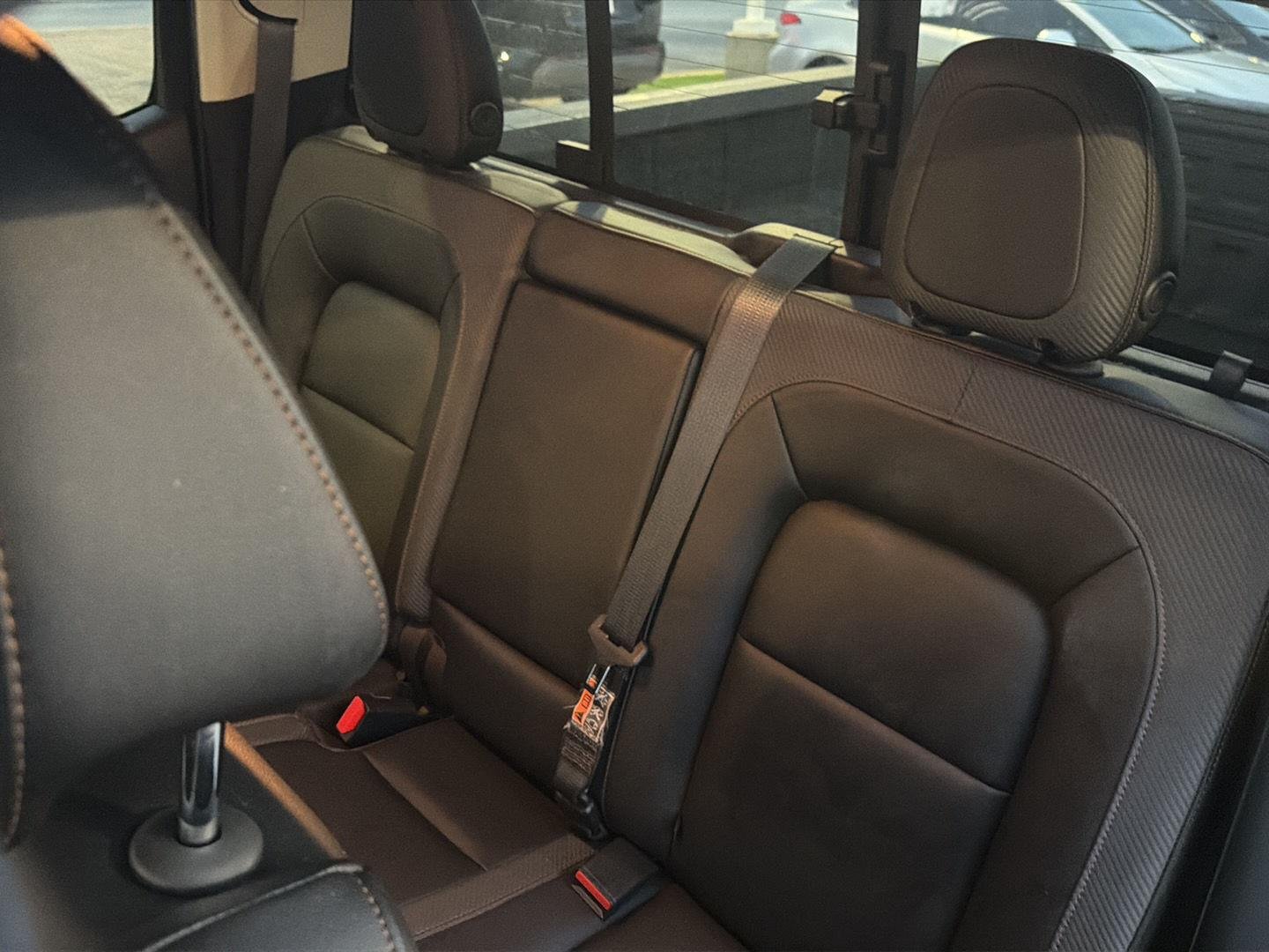 Used 2021 Satin Steel Metallic GMC 4WD AT4 w/Leather image 33