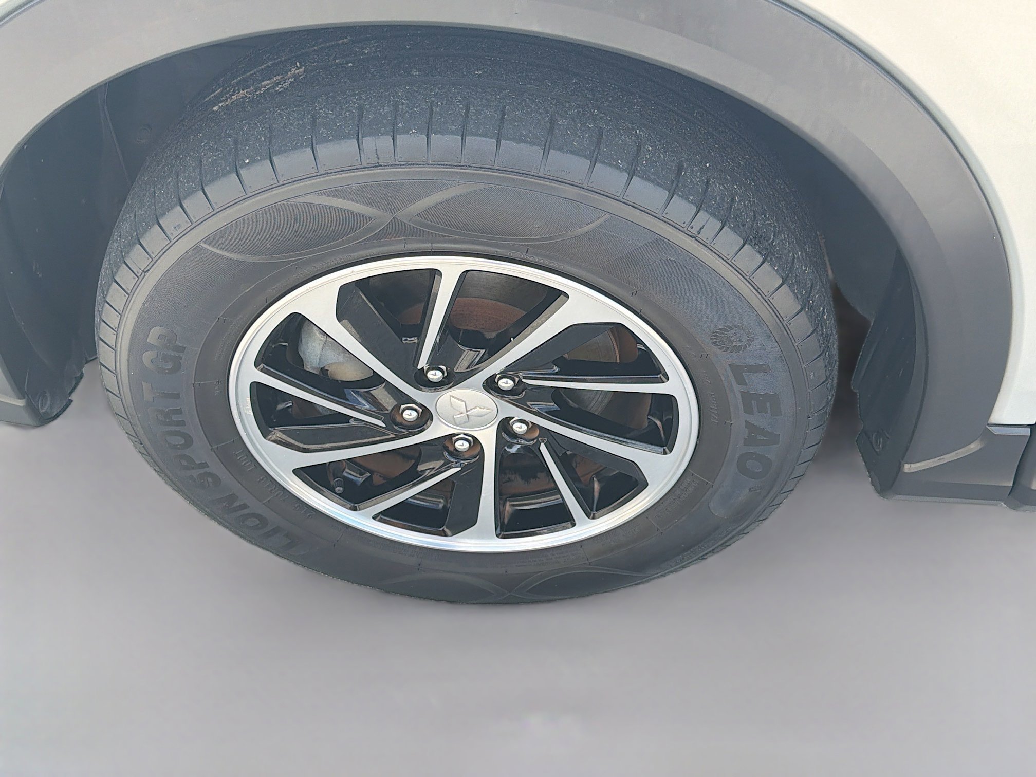 Used 2020 Alloy Silver Metallic Mitsubishi ES image 34