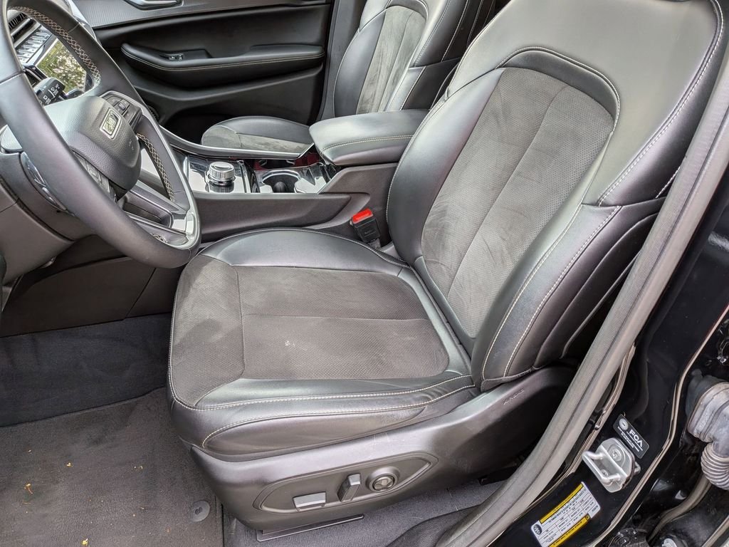Used 2023 Black Jeep Altitude X image 23