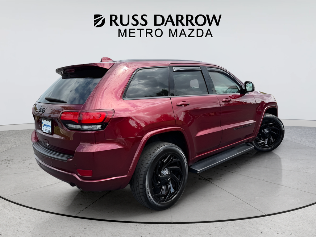 Used 2022 Red Jeep Laredo X image 5
