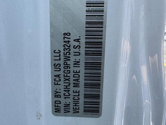 Used 2023 Bright White Clearcoat Jeep Rubicon image 25