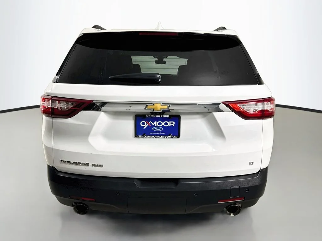 Used 2019 Summit White Chevrolet LT Leather image 12