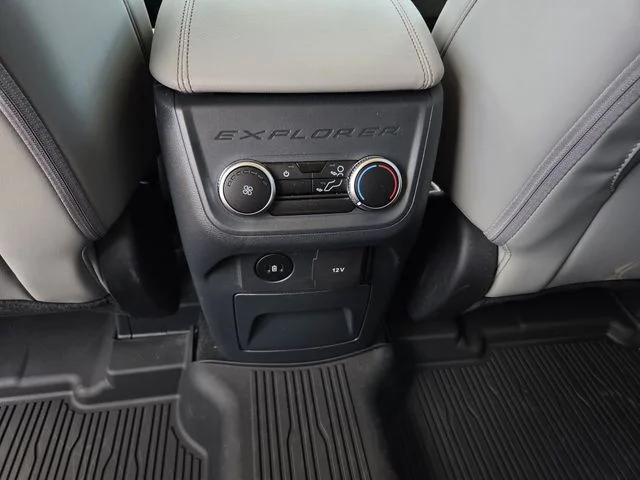 New 2026 Star White Metallic Tri-Coat Ford Active image 42