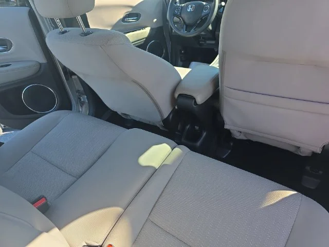 Used 2016  Honda EX image 12
