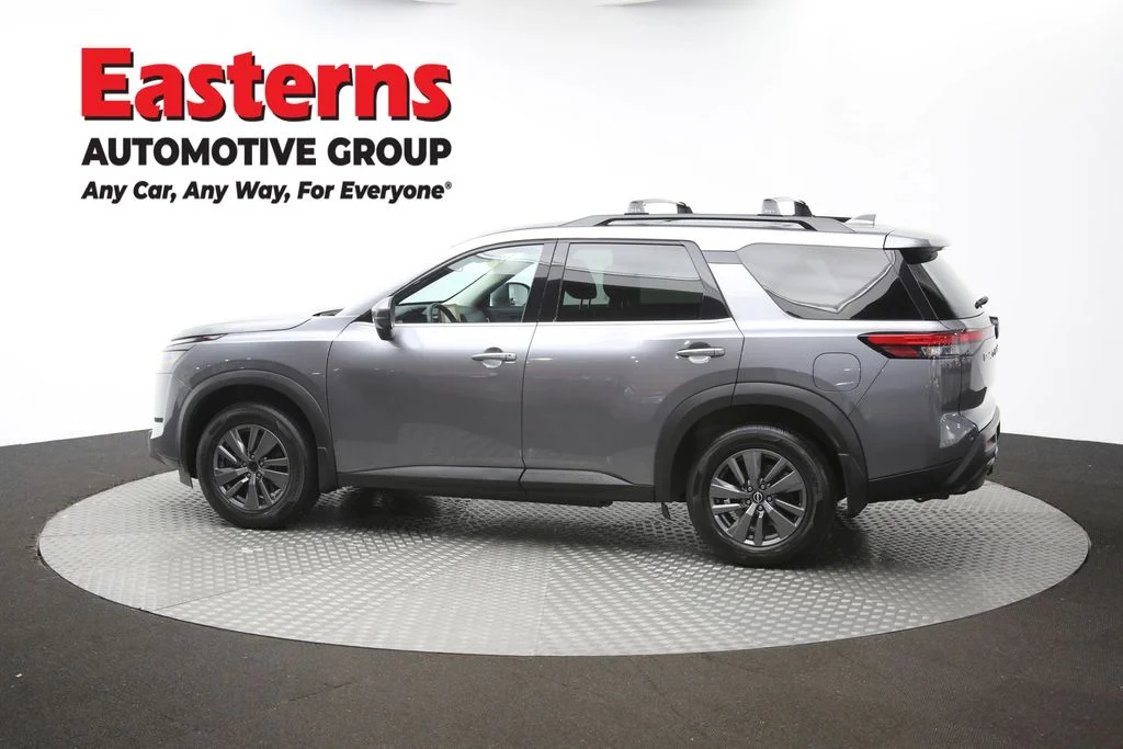 Used 2023 Gray Nissan SV image 65