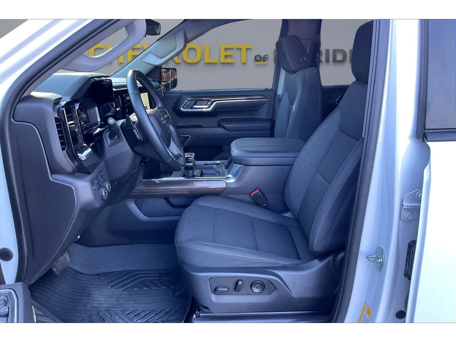 Used 2023 Summit White Chevrolet LT Trail Boss image 17