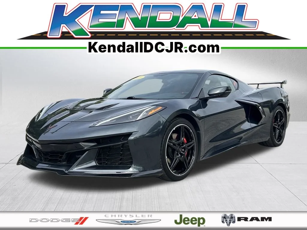 Used 2021 Gray Chevrolet Stingray image 1