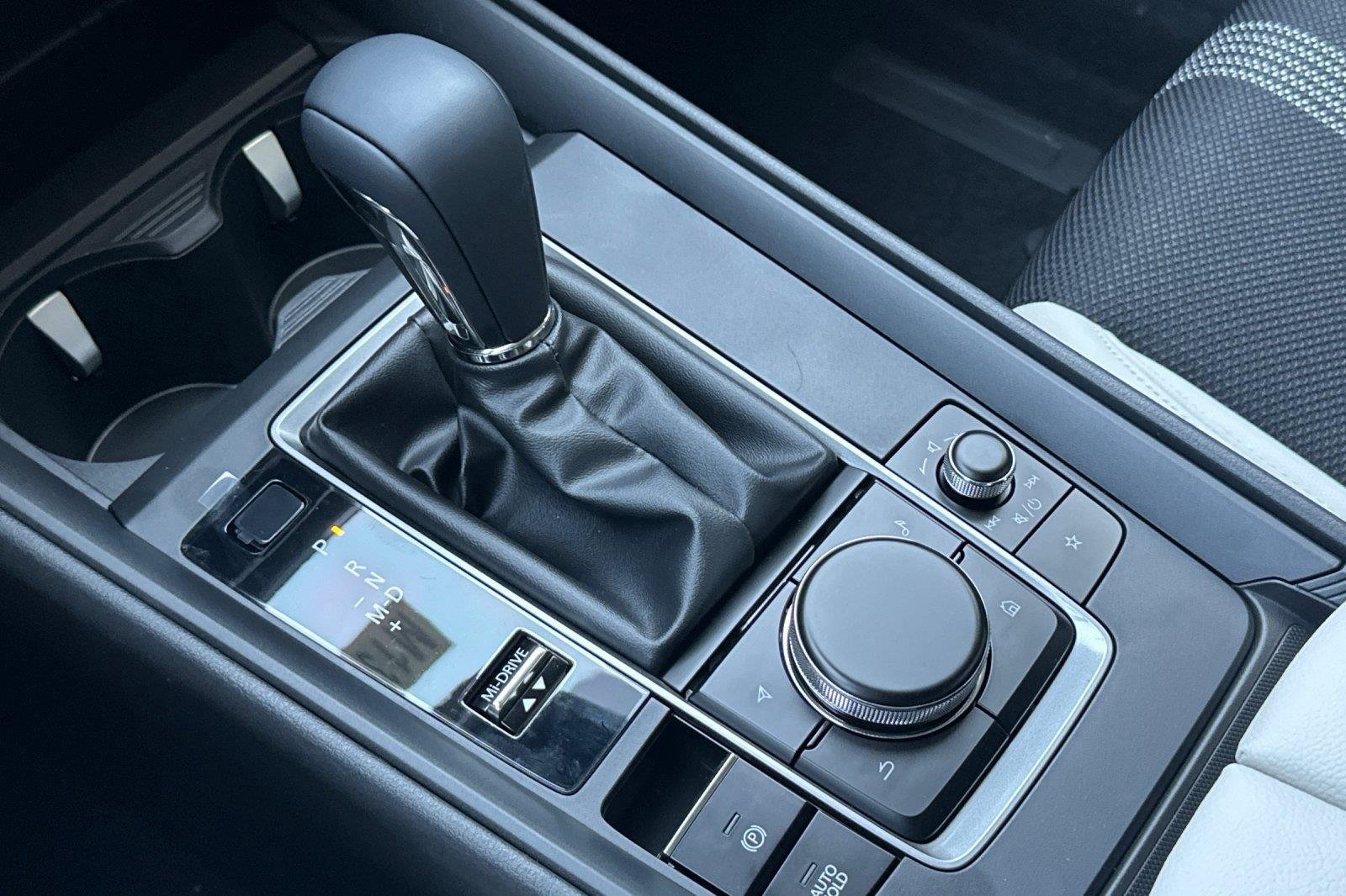 New 2026 Jet Black Mica Mazda 2.5 S Preferred image 24