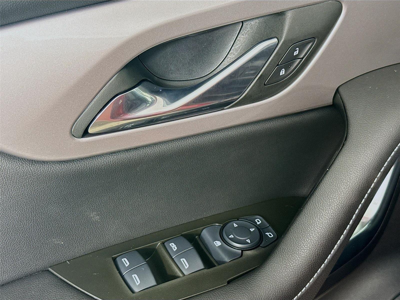 2025 Chevrolet Blazer 2LT - Photo 17