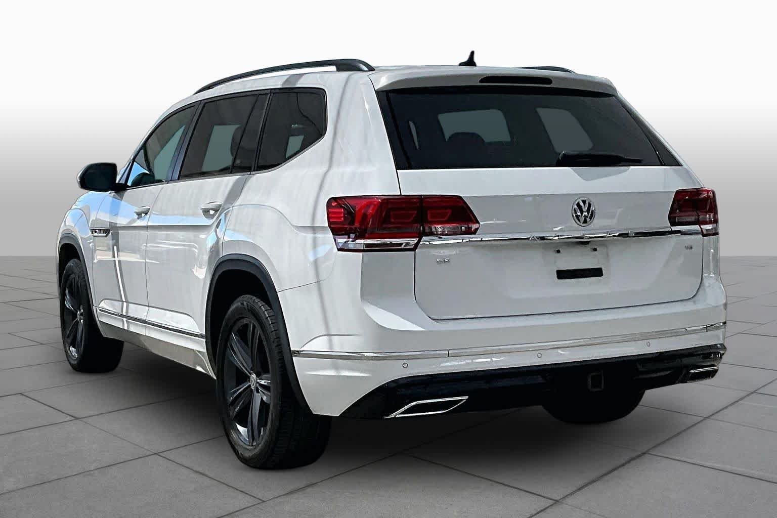 Used 2020 Pure White Volkswagen 3.6L V6 SE w/Technology R-Line image 12