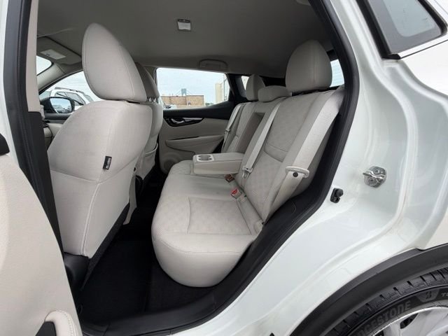 Used 2019 White Nissan SV image 12