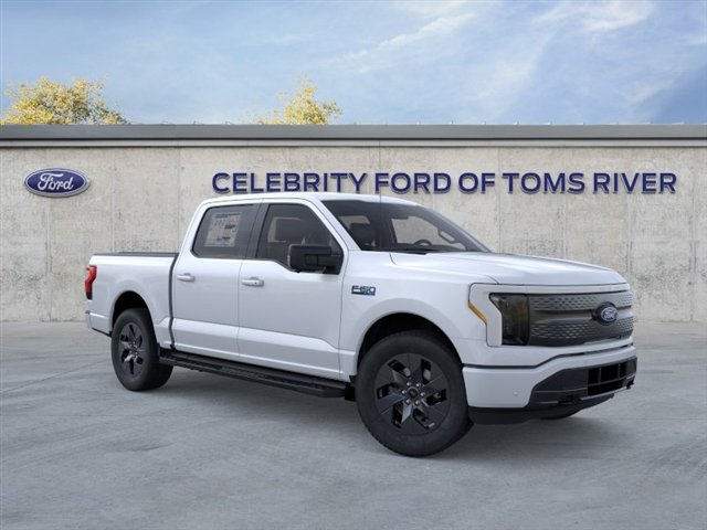 New 2025 Space White Metallic Ford Flash™ image 7