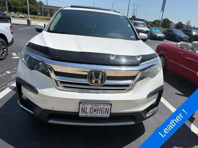 Used 2019 White Diamond Pearl Honda EX-L image 2