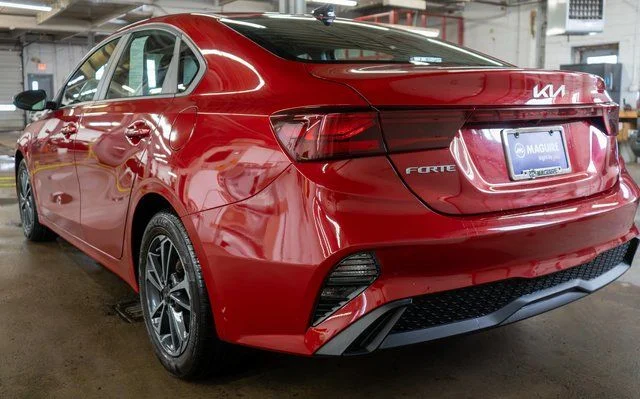Used 2024 Red Kia LXS image 8