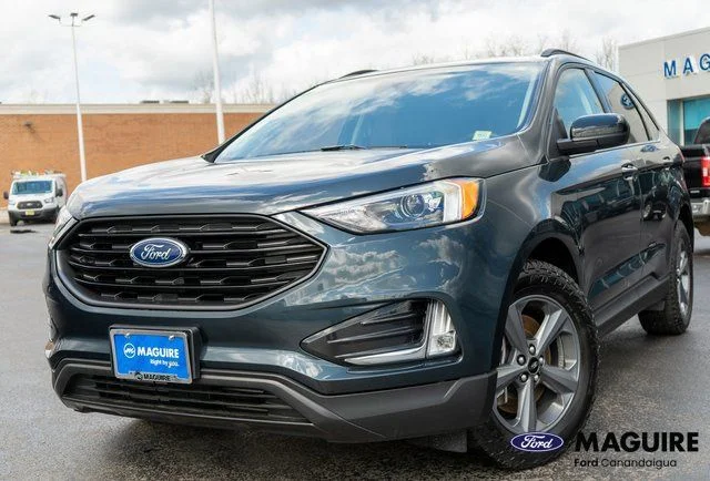 2024 Ford Edge SEL AWD's photo