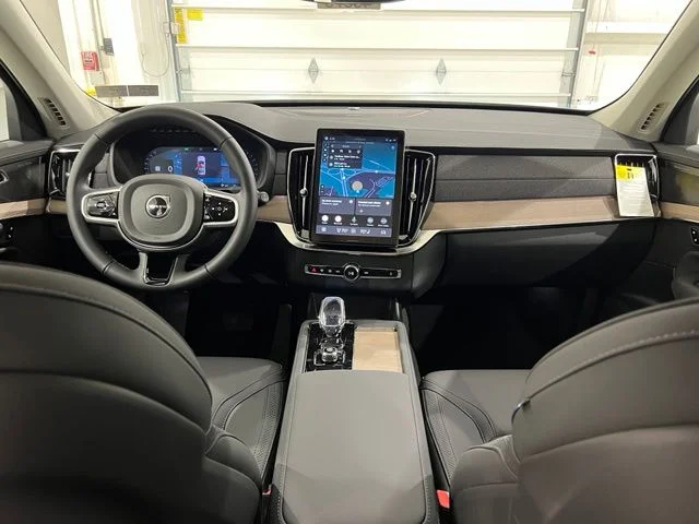 New 2026 Crystal White Volvo Plus image 12