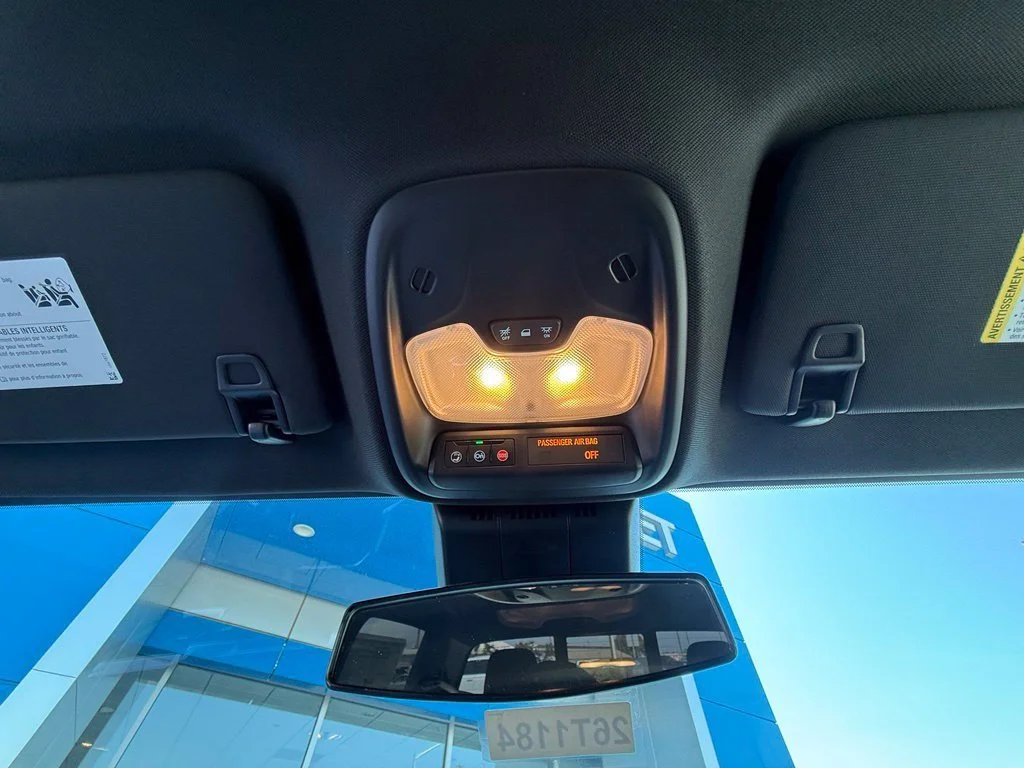 New 2026 Summit White GMC Elevation image 28