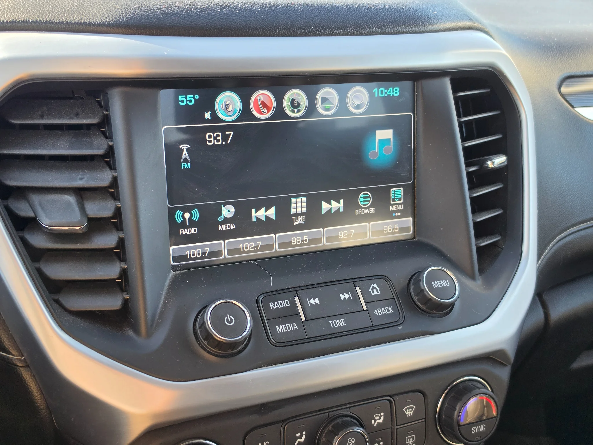 Used 2017 Dark Sapphire Blue Metallic GMC SLT image 11