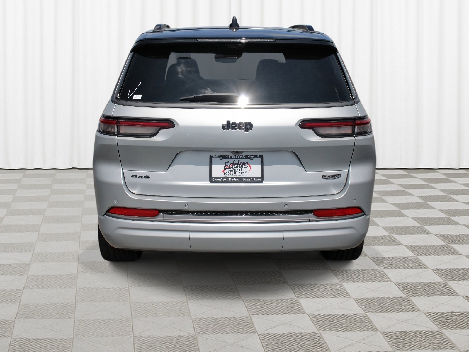 New 2026 Silver Zynith Exterior Paint Jeep Summit image 37
