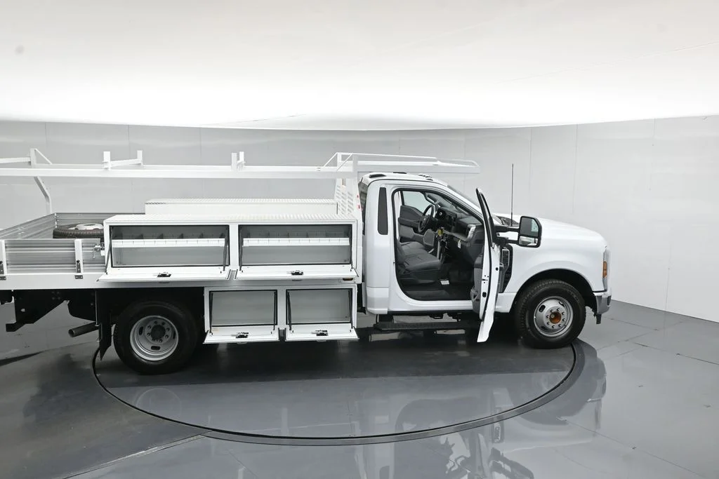 New 2025 White Ford XL image 42