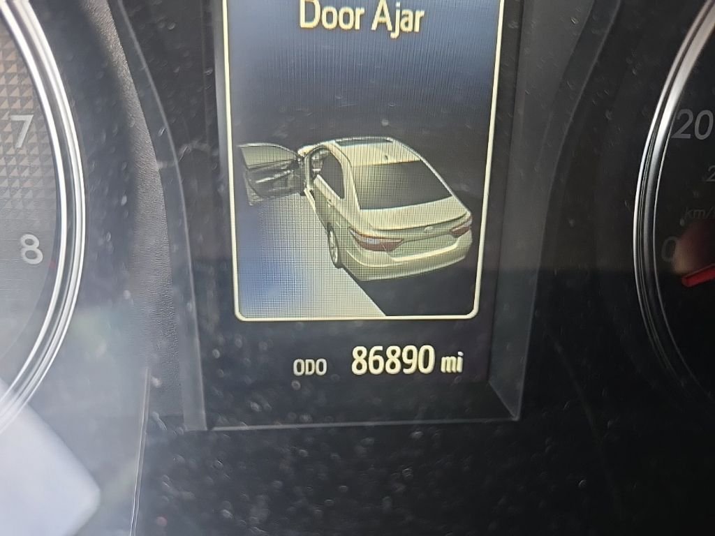 Used 2016 Celestial Silver Metallic Toyota SE image 12
