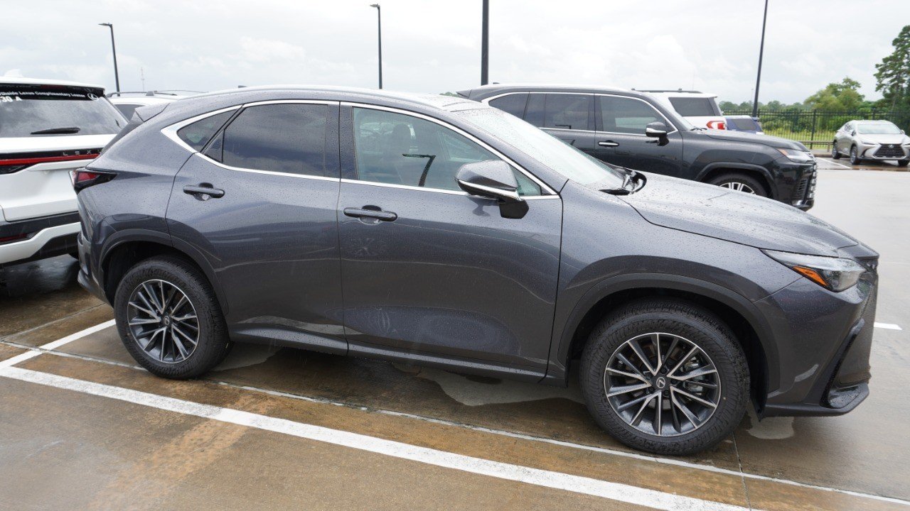 Used 2026 Gray Lexus NX 350 Premium image 5