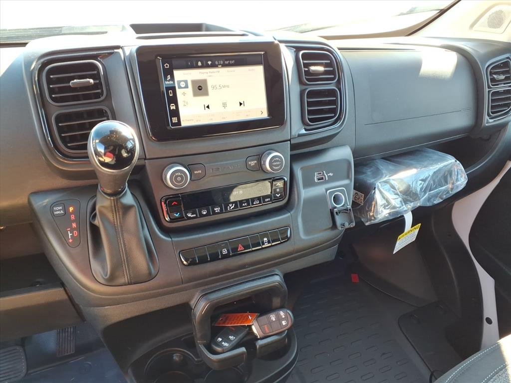 2026 Ram ProMaster 2500 photo 4
