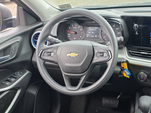 2024 Chevrolet Trax LS - Photo 26