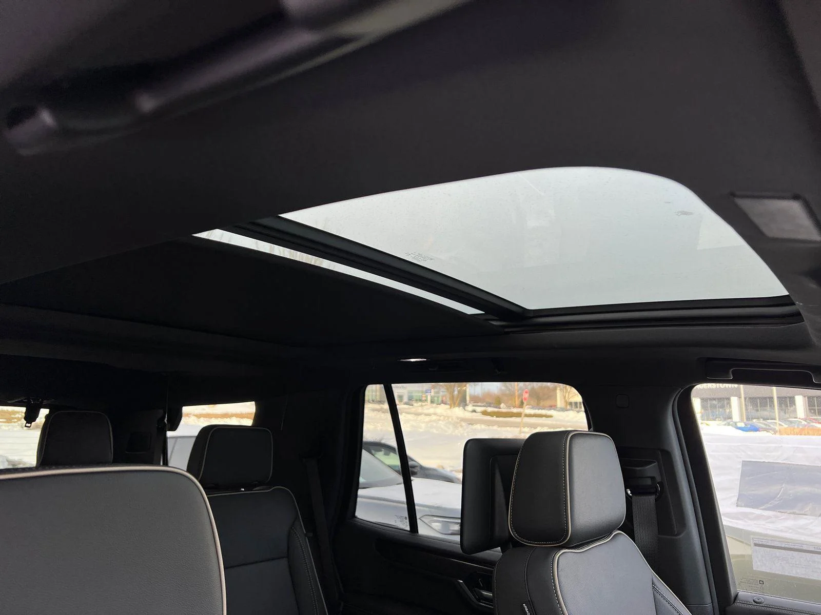 2026 GMC Yukon Elevation - Photo 10