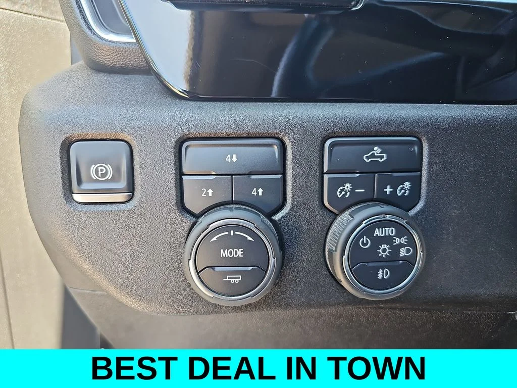Used 2025 White Chevrolet LT image 22