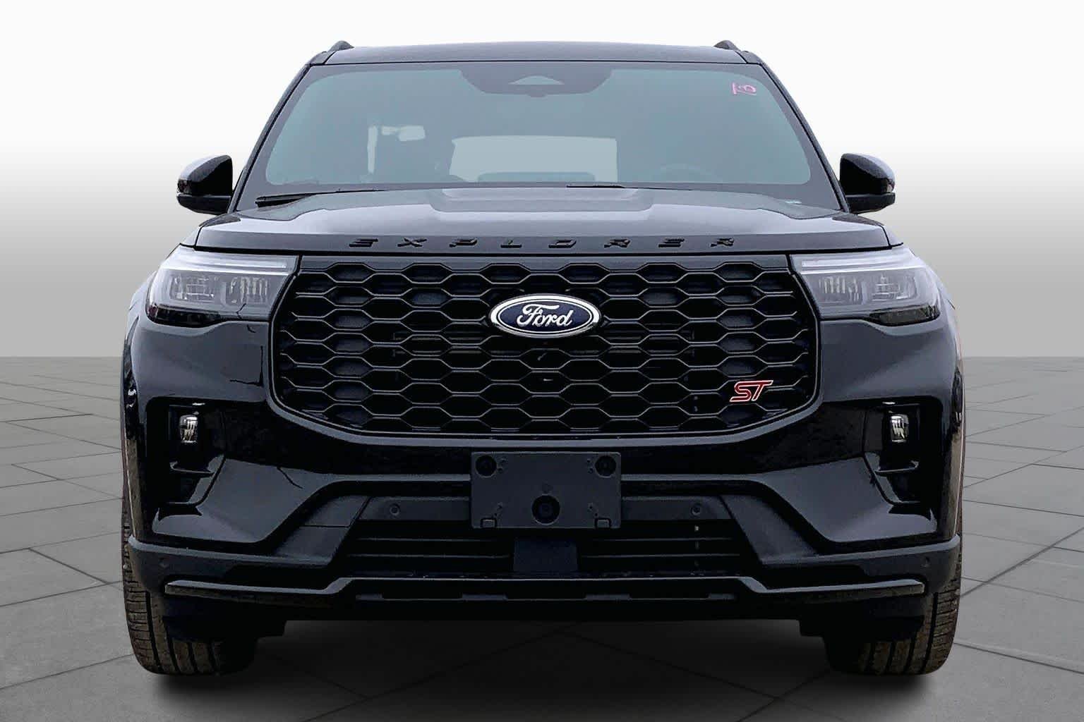 New 2026 Agate Black Metallic Ford ST image 3