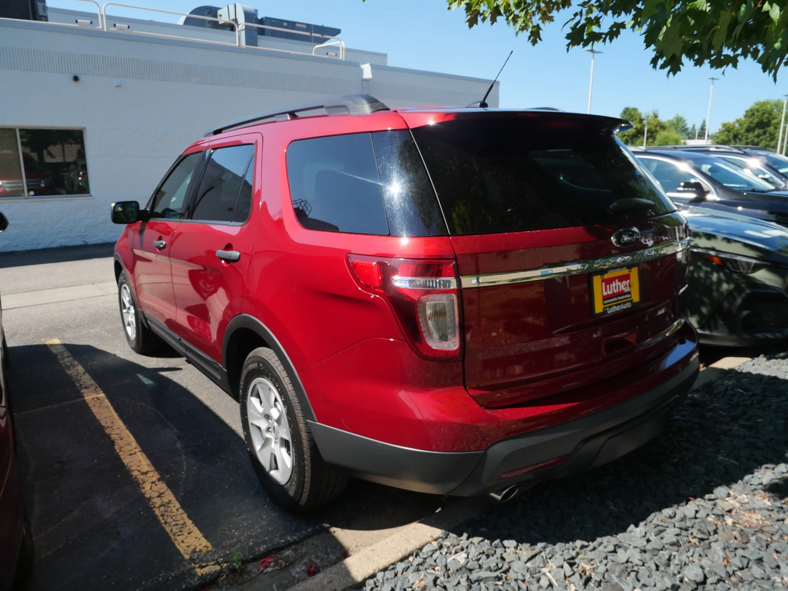 Used 2013 Ruby Red Metallic Tinted Clearcoat Ford Base image 5