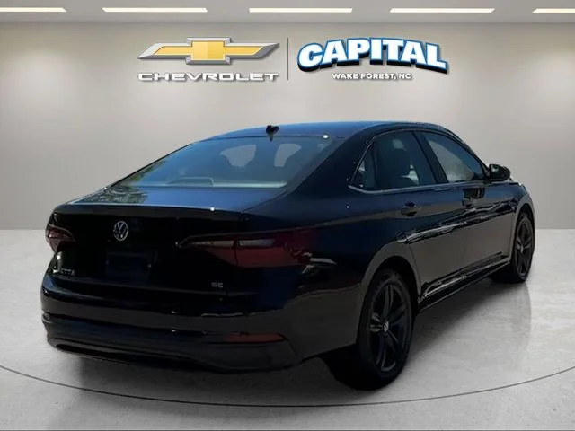 Used 2023 Black Volkswagen 1.5T SE image 5