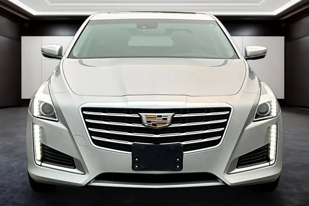 Used 2018 RADIANT SILVER METALLIC Cadillac Luxury AWD image 2