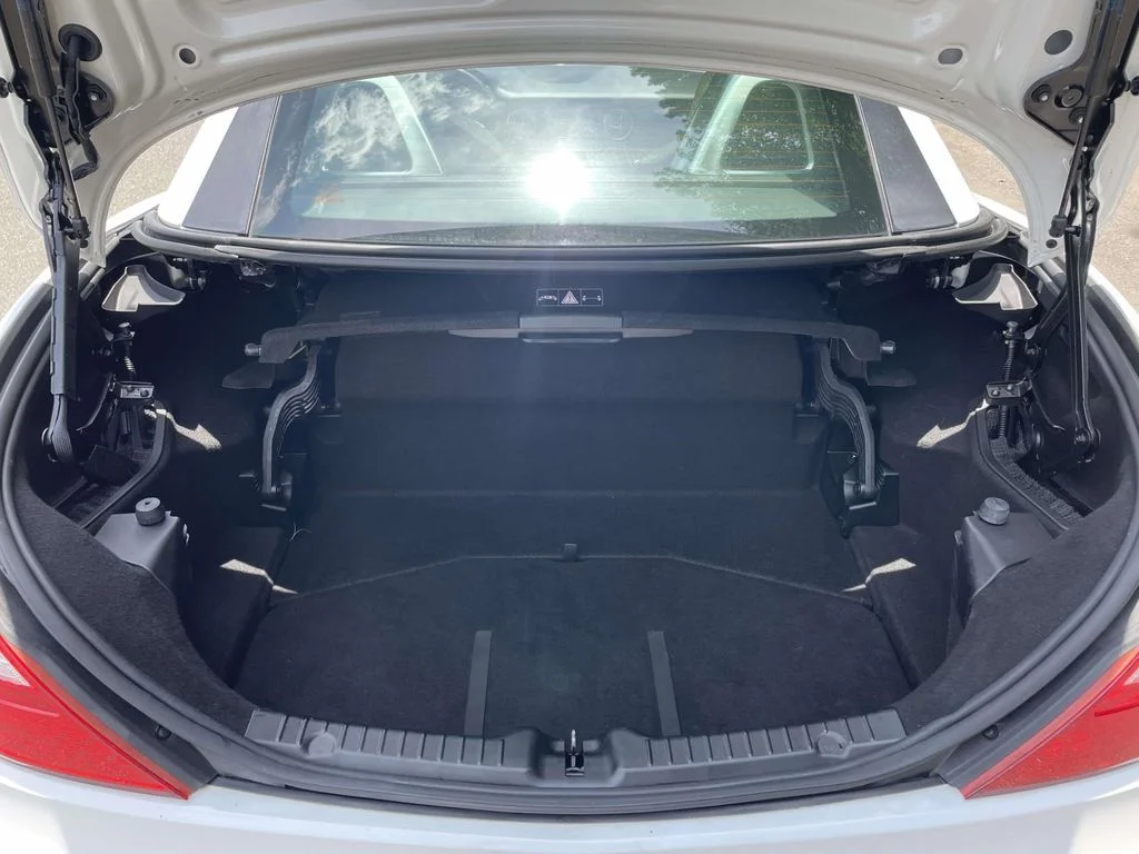 Used 2015 White Mercedes-Benz SLK 250 image 14