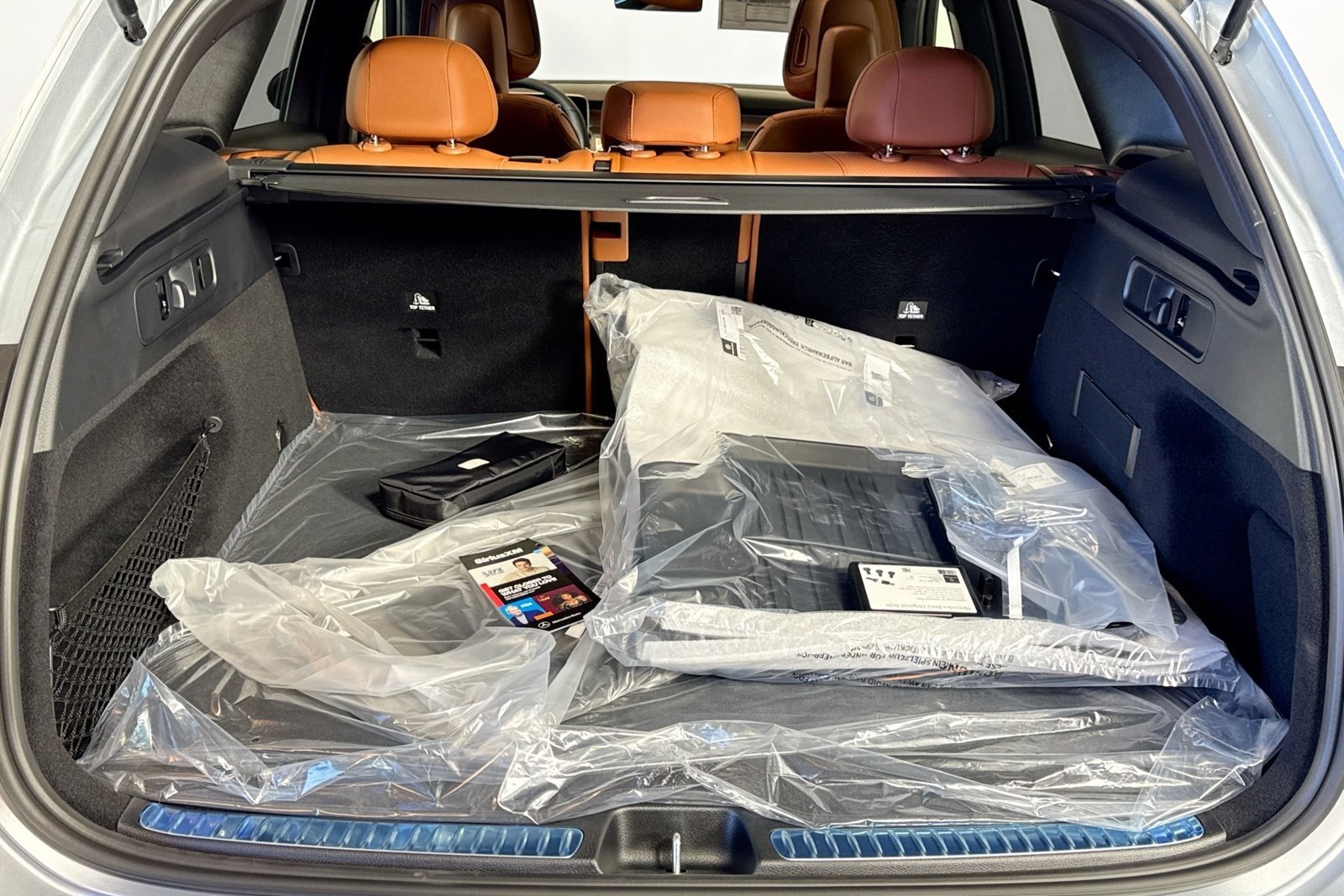New 2026 Cirrus Silver Metallic Mercedes-Benz GLC 300 image 24