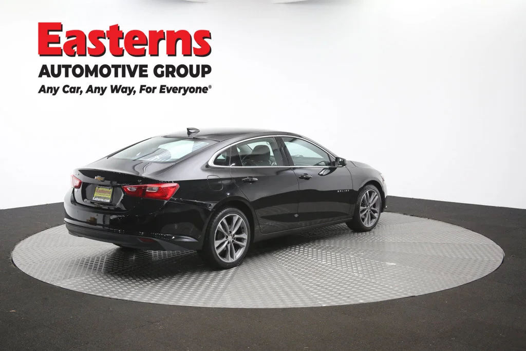 Used 2025 Black Chevrolet LT image 40