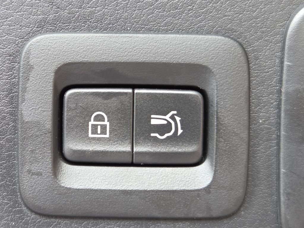 Used 2021 Crystal Blue Mazda Premium image 28
