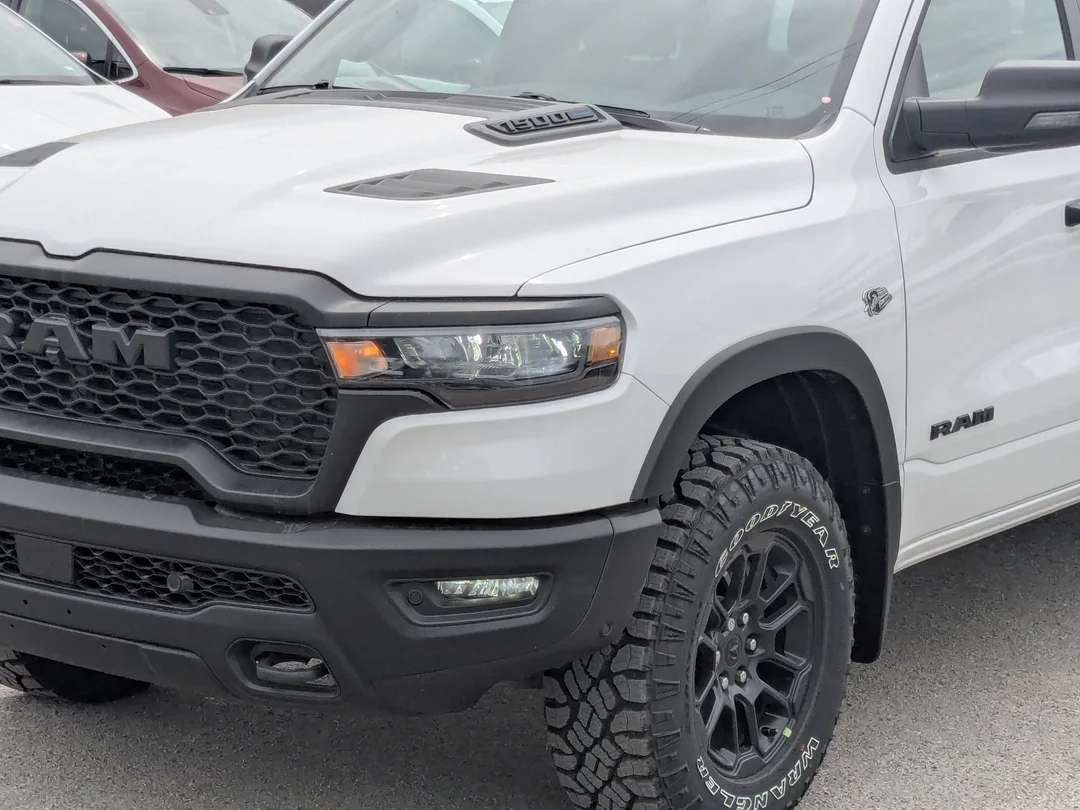 New 2026 White RAM Rebel - - 5.7L HEMI V8 eTorque - Package 27W - Steel Sport Hood & More! image 10