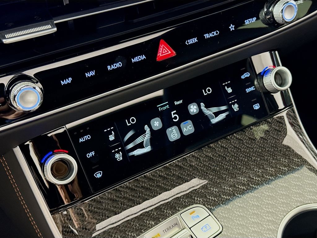 2026 GENESIS GV70 Sport Prestige - Photo 16
