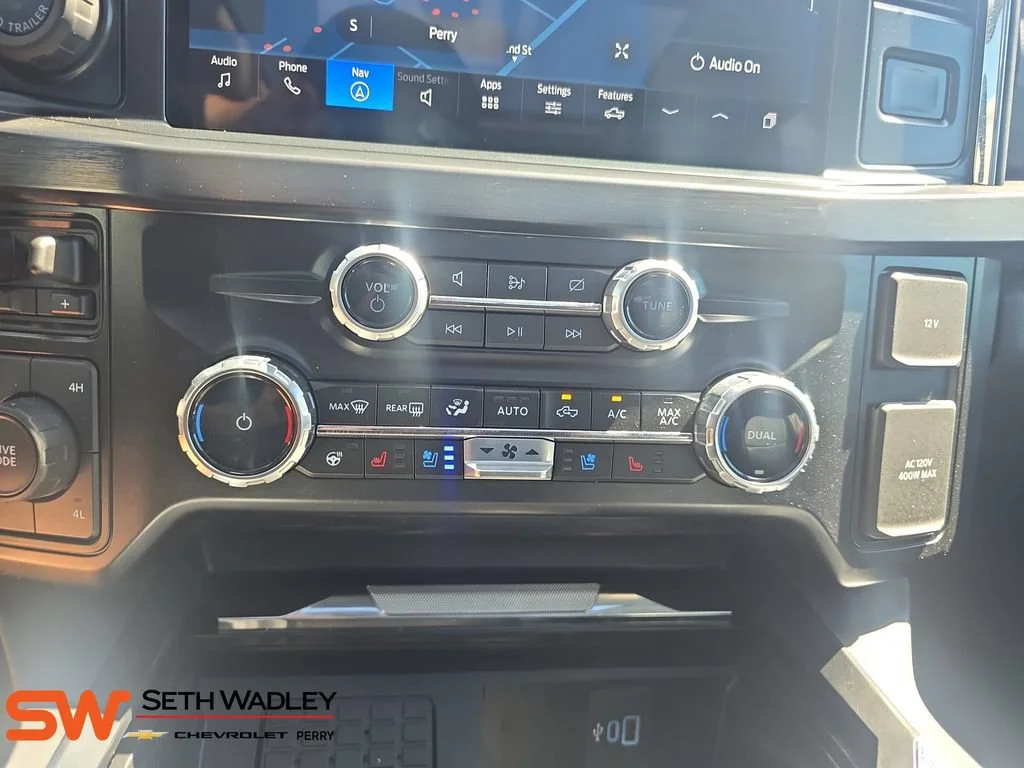 Used 2024 White Ford LARIAT image 24