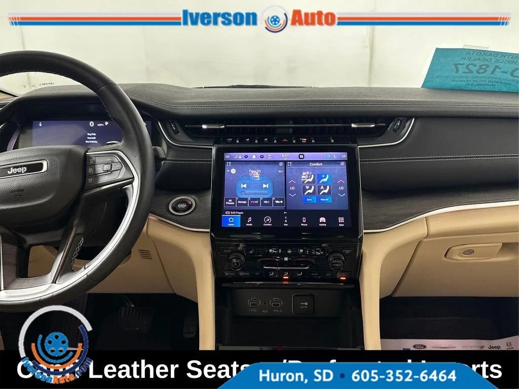 Used 2022 Baltic Gray Metallic Clearcoat Jeep Limited image 29